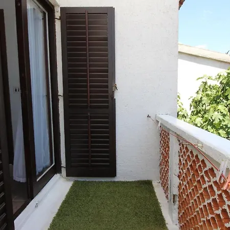 Fuer 5 Personen Ca 70 Qm In Silo, Kvarner Bucht Krk - B61492 Apartment