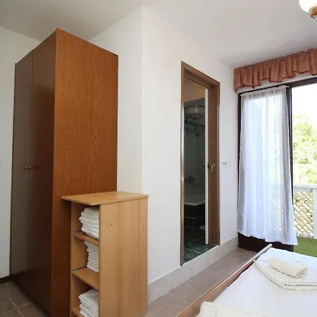 Fuer 5 Personen Ca 70 Qm In Silo, Kvarner Bucht Krk - B61492 Apartment