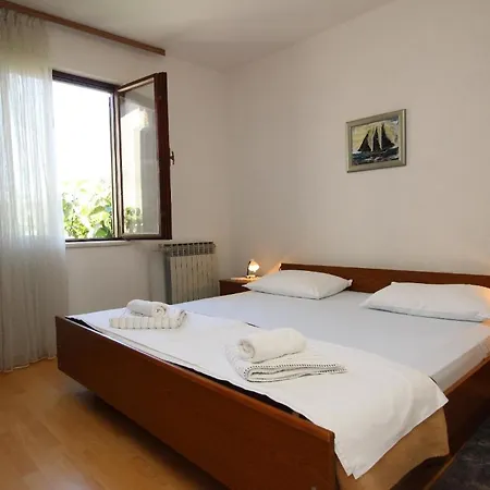Apartment Fuer 5 Personen Ca 70 Qm In Silo, Kvarner Bucht Krk - B61492